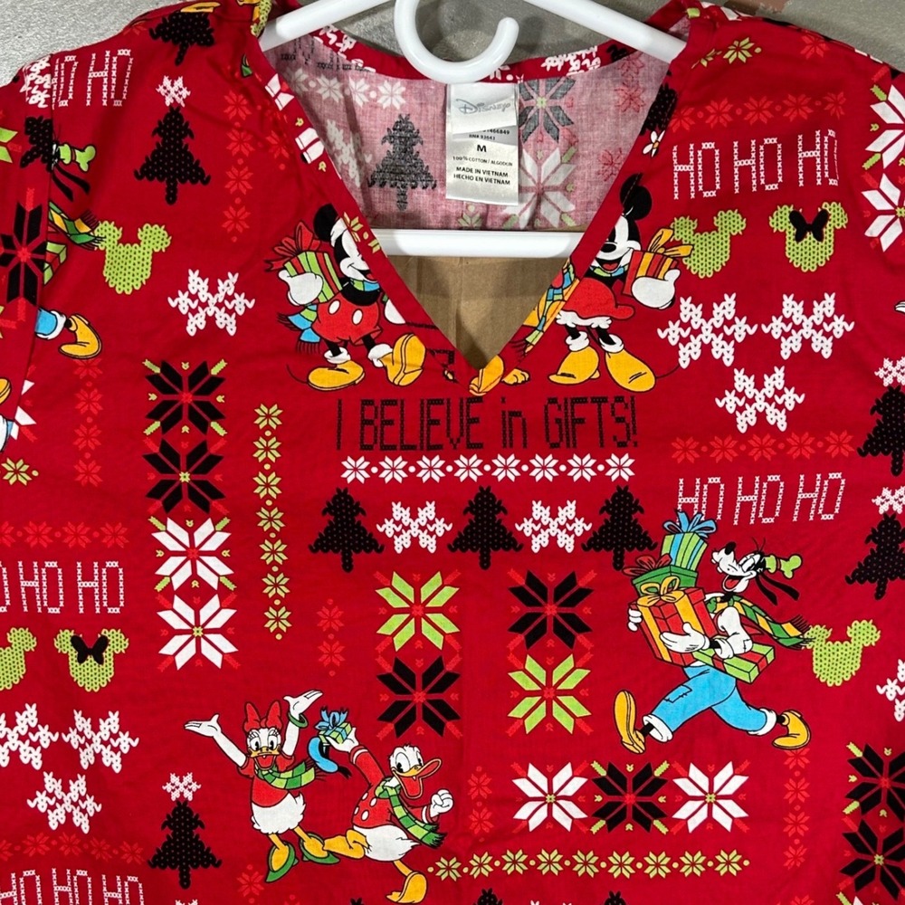 Disney Christmas Scrub Top Mickey Mouse Friends Red Holiday V-Neck Size Medium